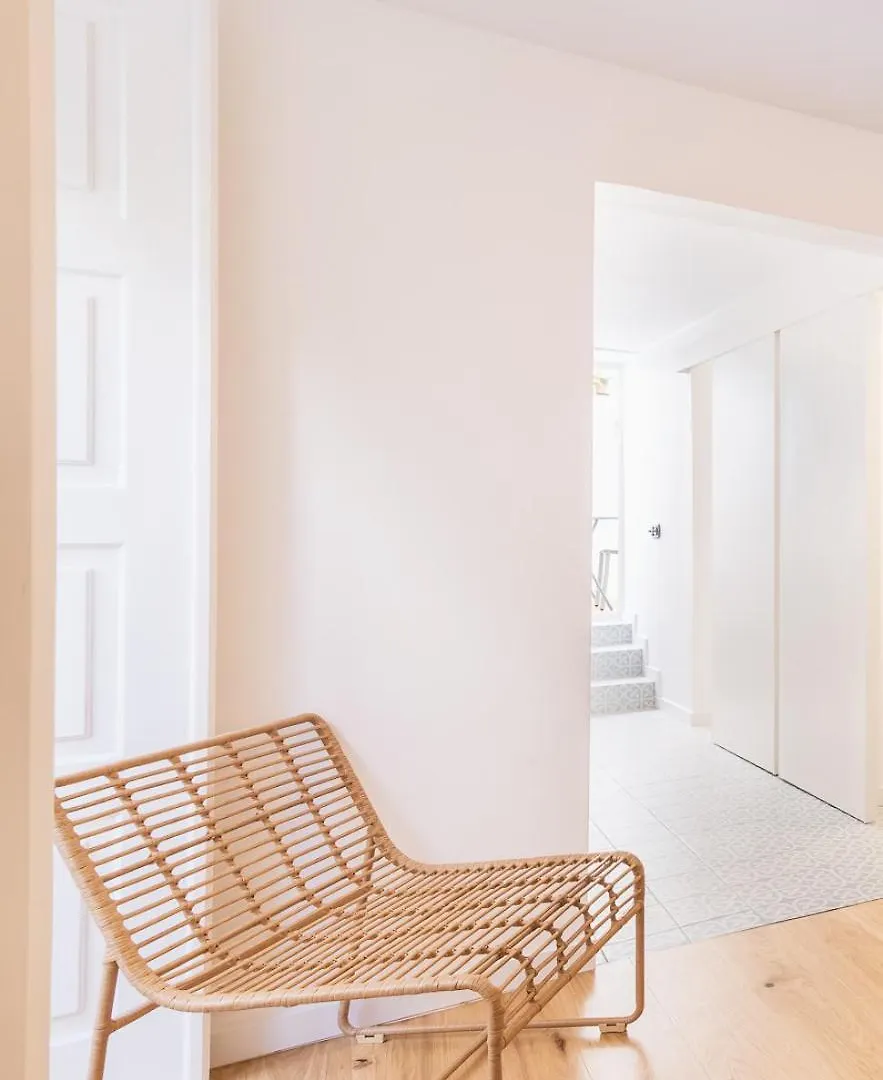 Appartamento Alfama Design With Terrace By Homing Lisbona