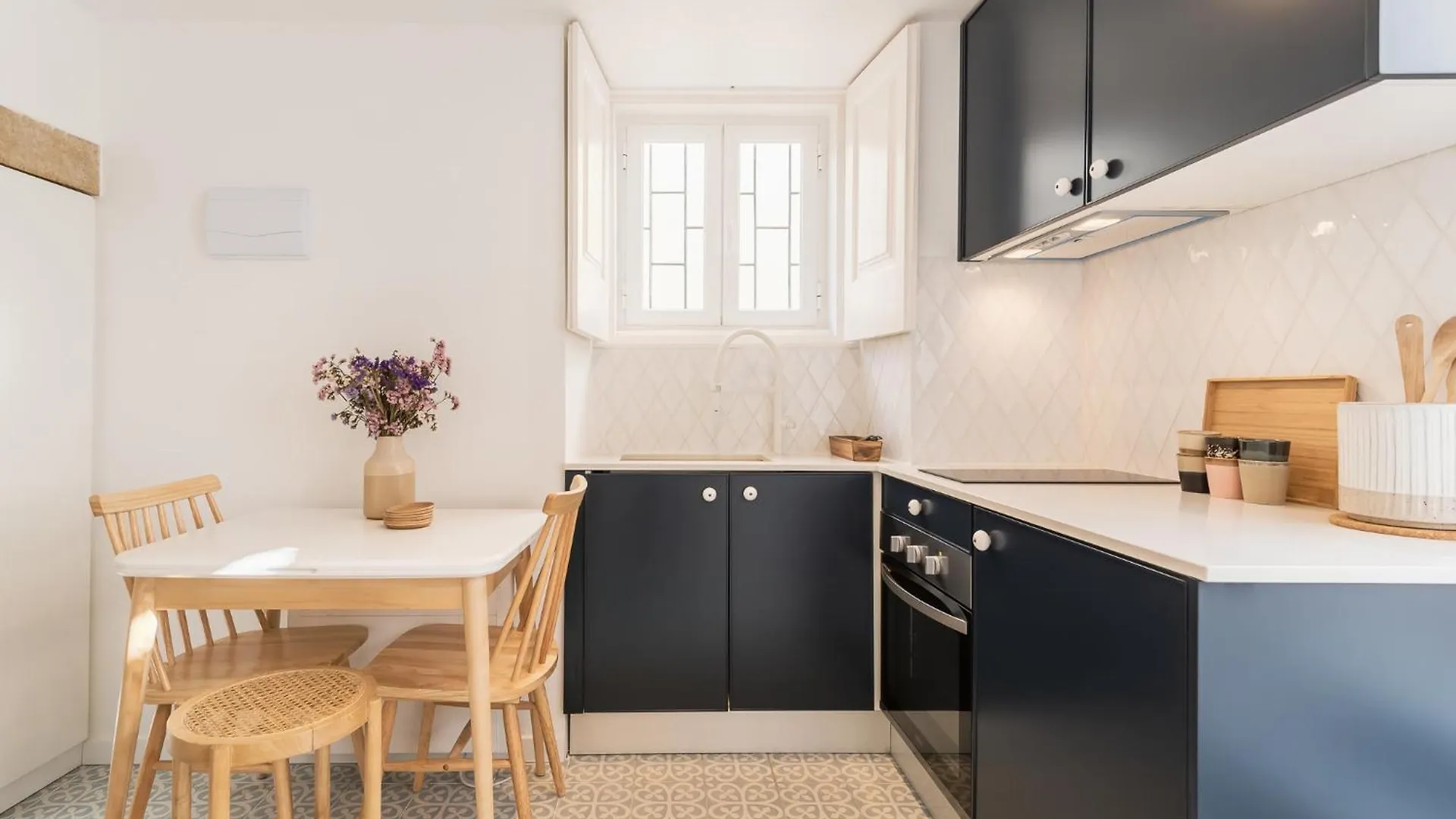 Alfama Design With Terrace By Homing Apartment Lisbon